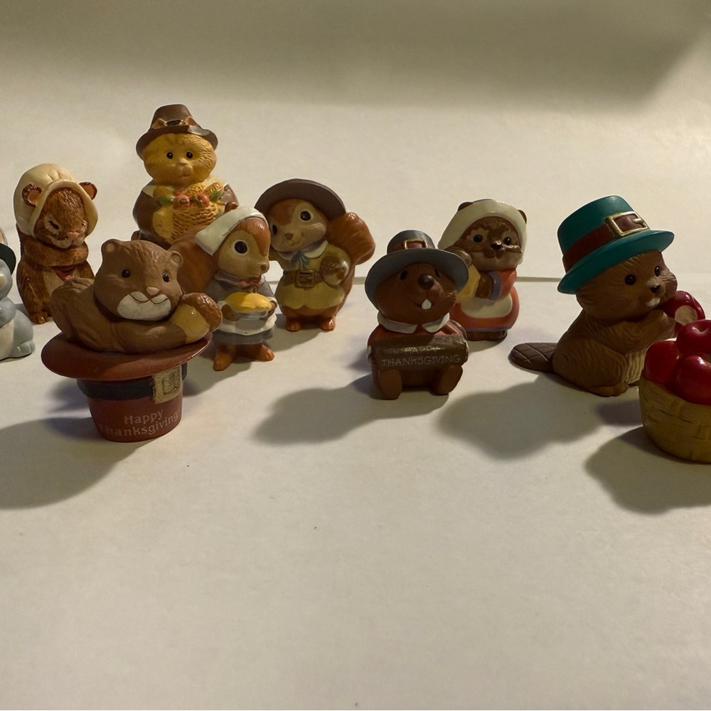 Hallmark Merry MiniaturesFall/Thanksgiving Figurines - Assorted Years